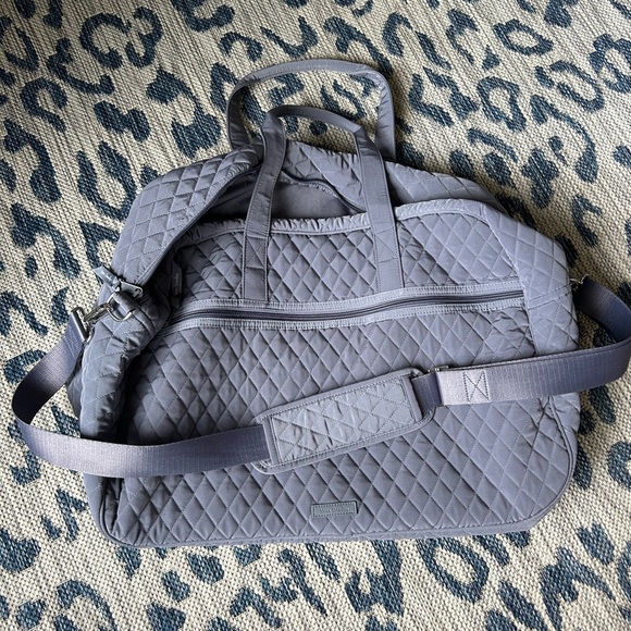 New Vera Bradley gray duffel bag - Picture 1 of 10